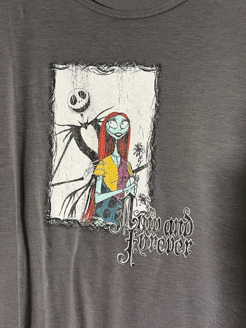 LuLaRoe The Nightmare Before Christmas Jack and Sally Graphic T-Shirt - Picture 3 of 4